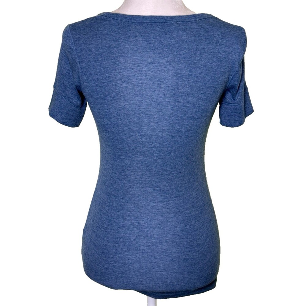 Women Blue Scoop Neck Short Sleeve Knit Top Fitted Basic Tee Minimalist Size Med - Picture 3 of 8